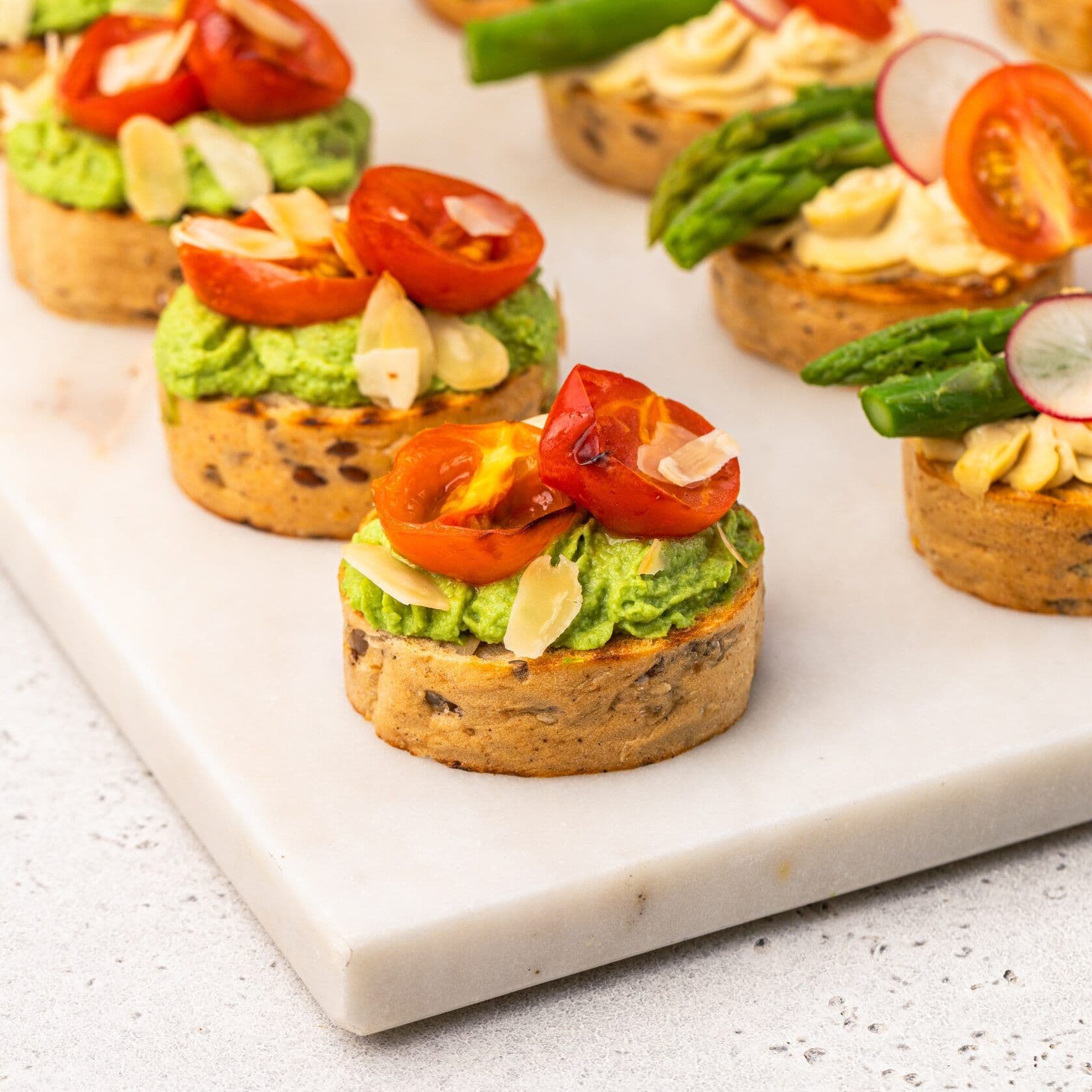 Сет вегетарианских брускетт №2