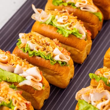 Мини хот-дог с курицей