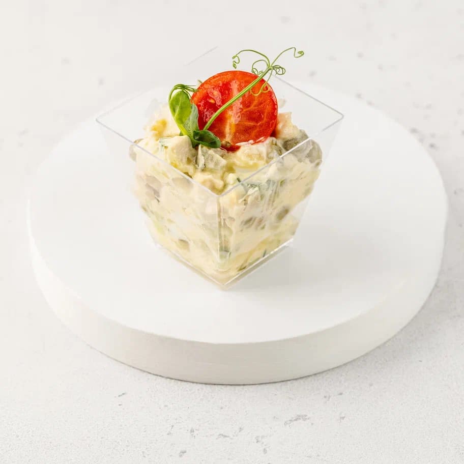 Салат Столичный классический с мясом цыпленка