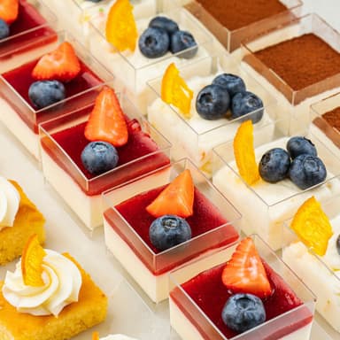 Сет воздушных десертов Италии