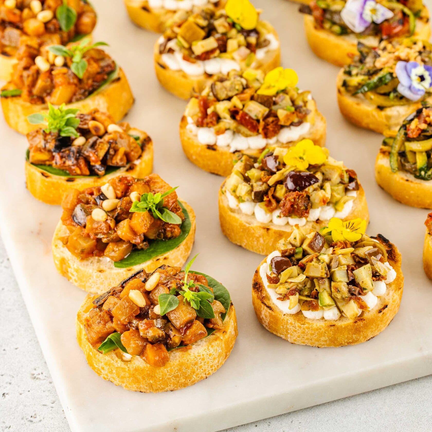 Сет левантийских брускетт