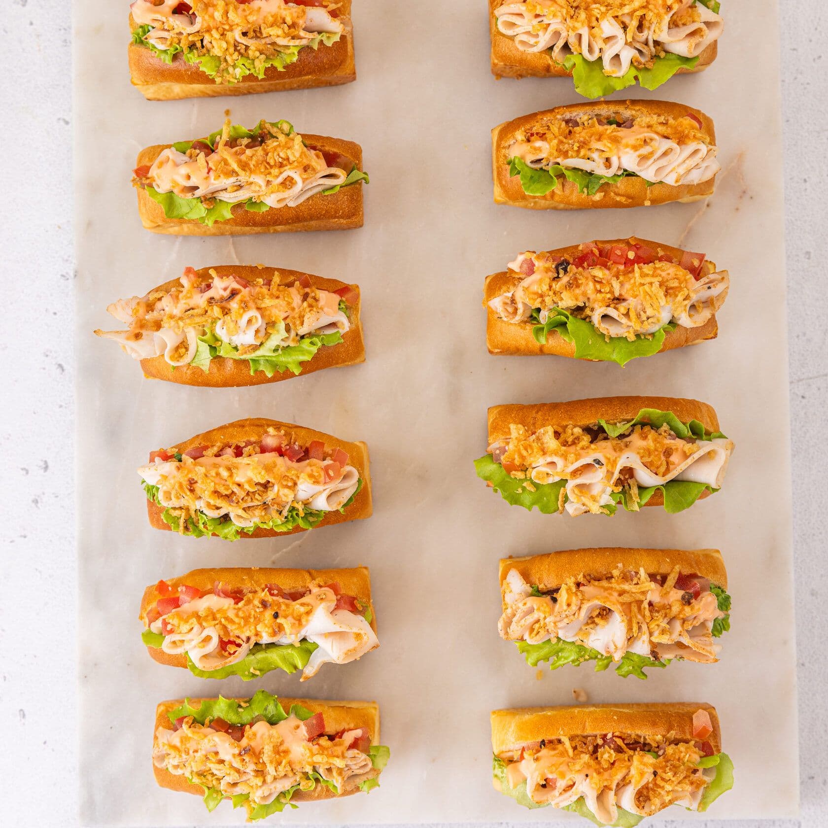 Мини хот-дог с курицей