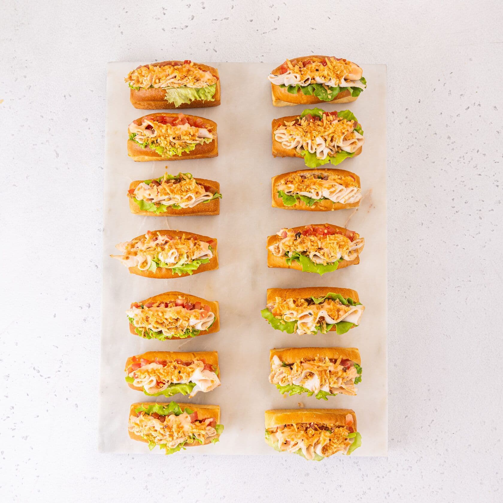 Мини хот-дог с курицей