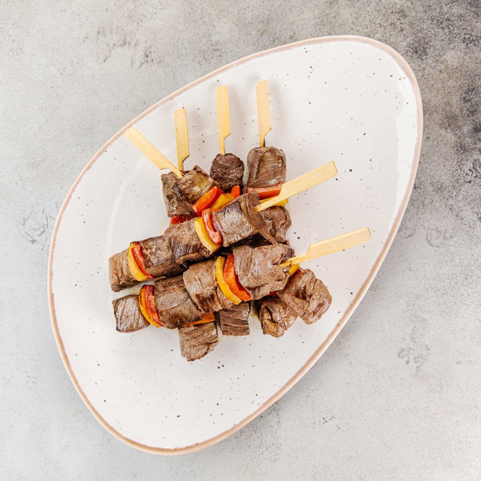 Говяжья вырезка в маринаде из горных трав