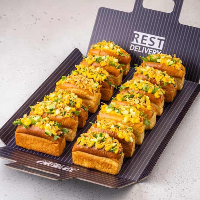 Мини хот-дог с колбаской