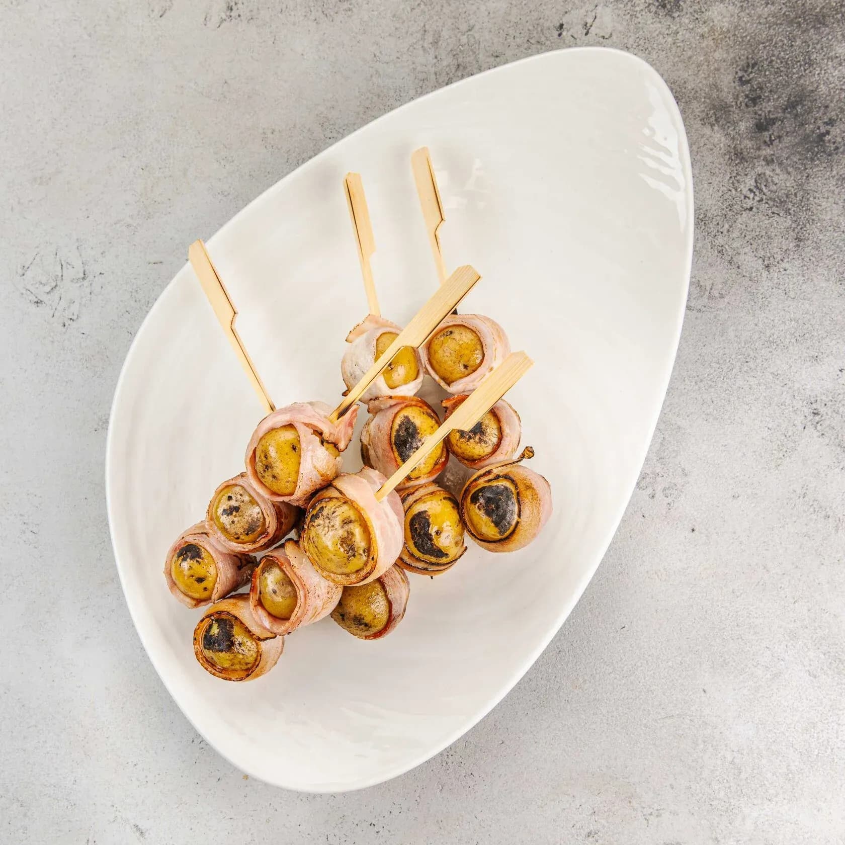 Бейби-картофель в беконе