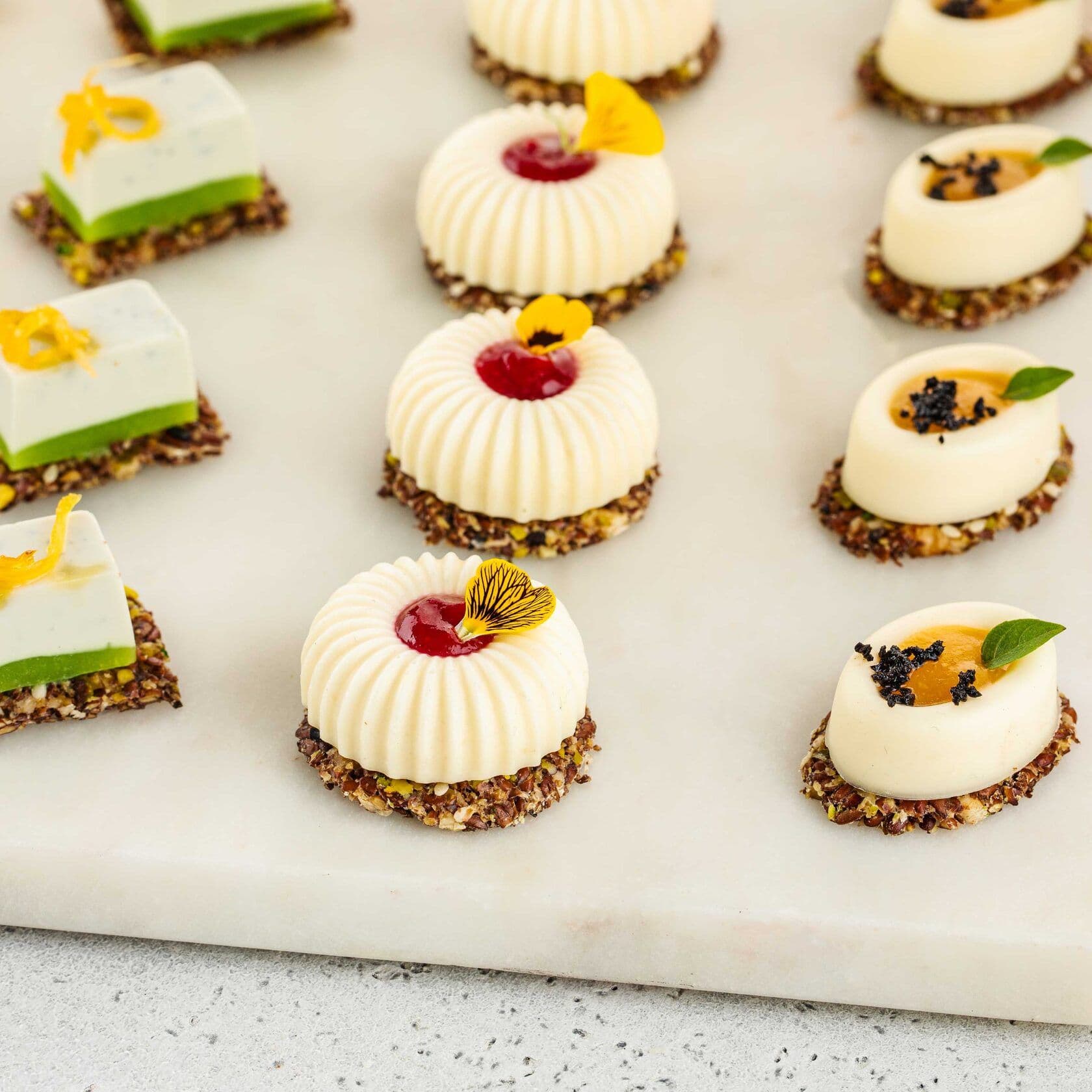 Сет канапе с благородными сырами