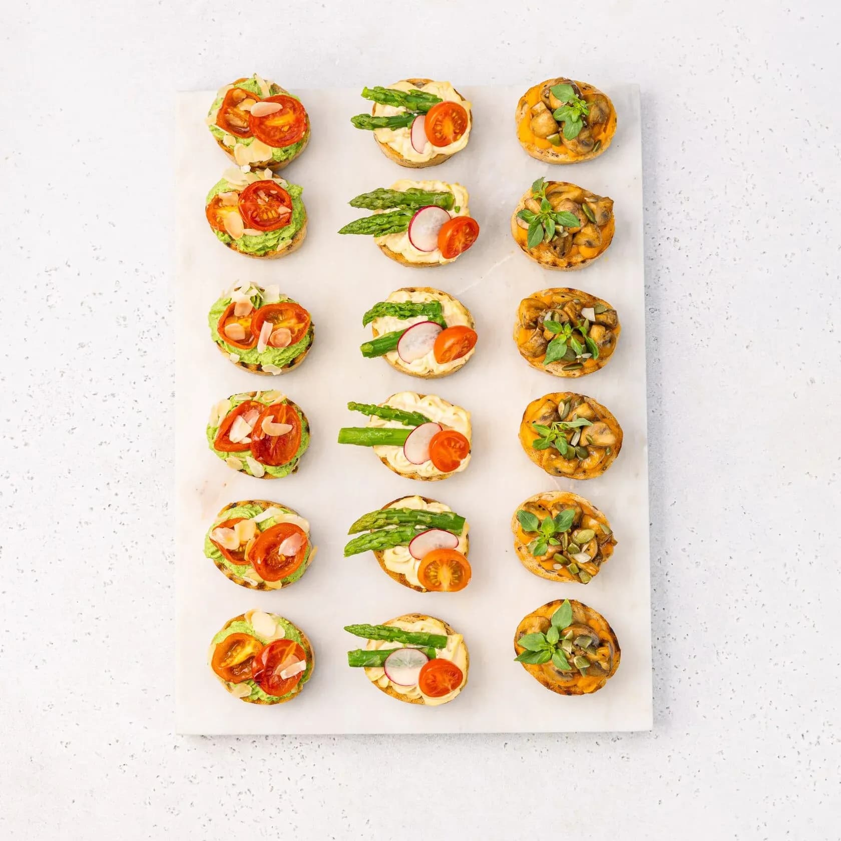 Сет вегетарианских брускетт №2