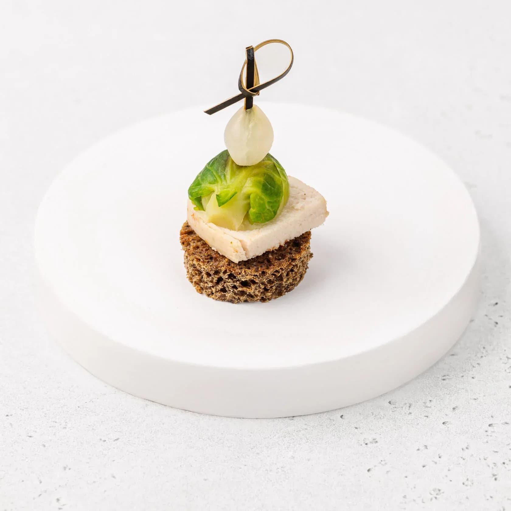 Брюссельская капуста с куриным филе