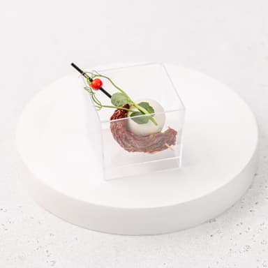 Вяленый итальянский томат с моцареллой и базиликом