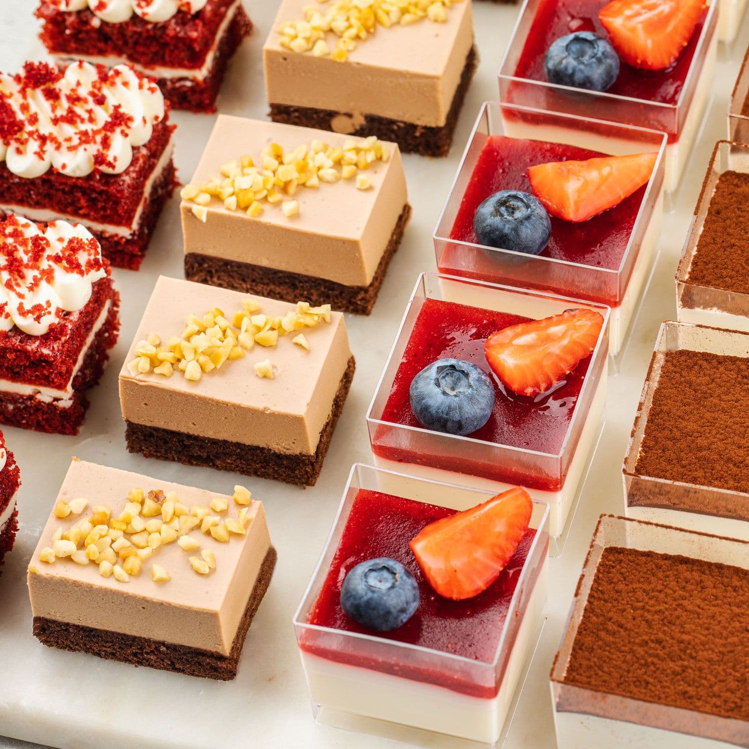 Набор мини-пирожных