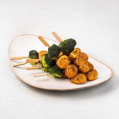 Куриный рулет в беконе с брокколи