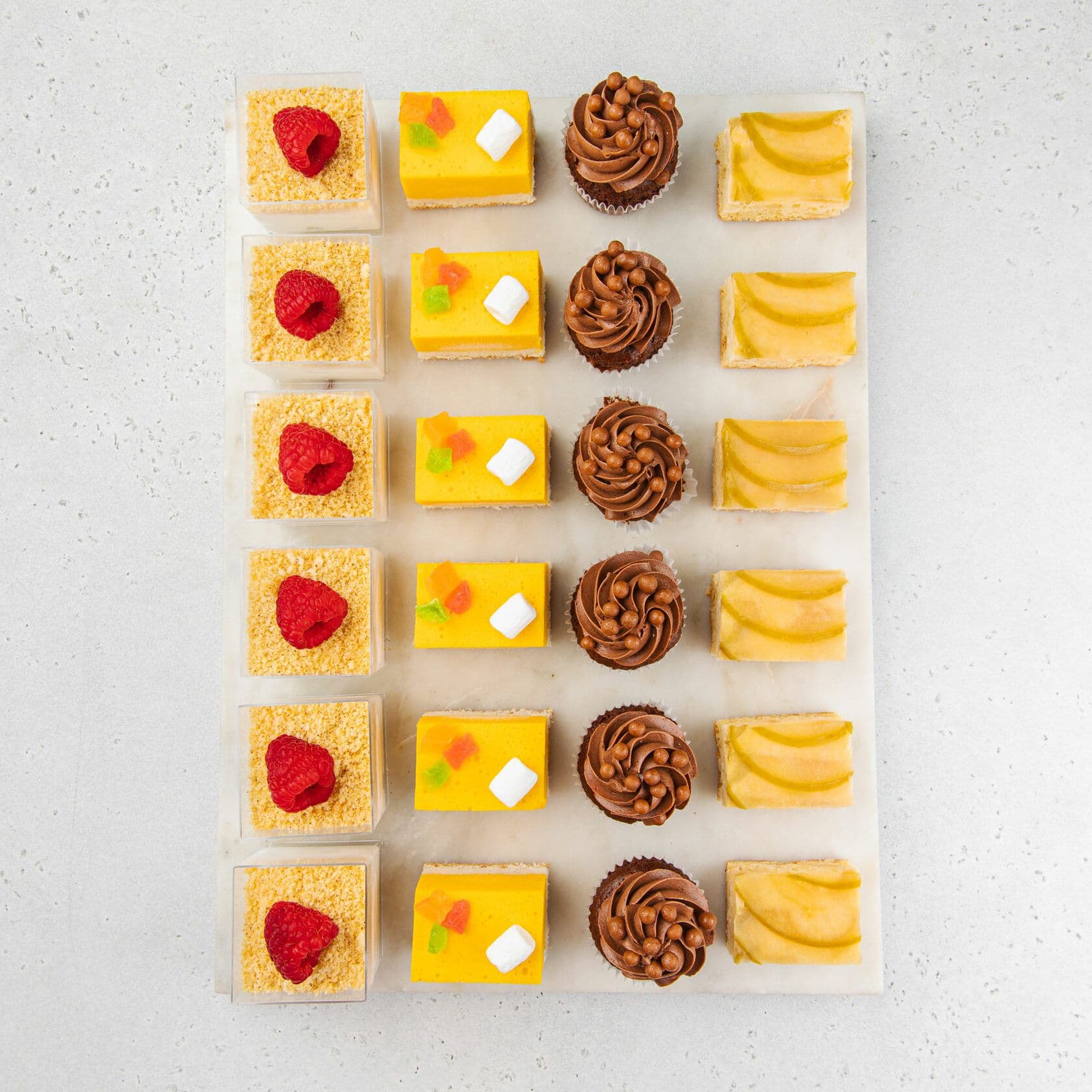 Сет фирменных мини-десертов