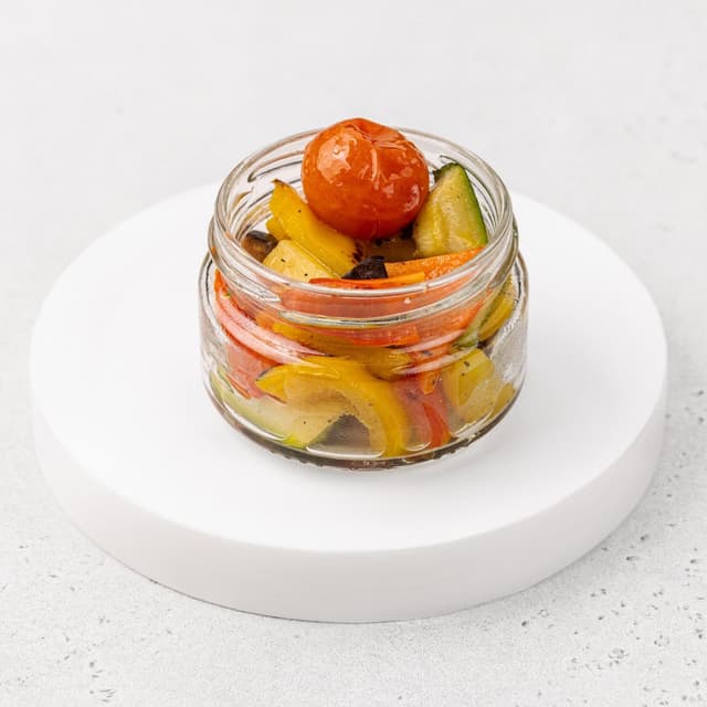 Салат из овощей на гриле