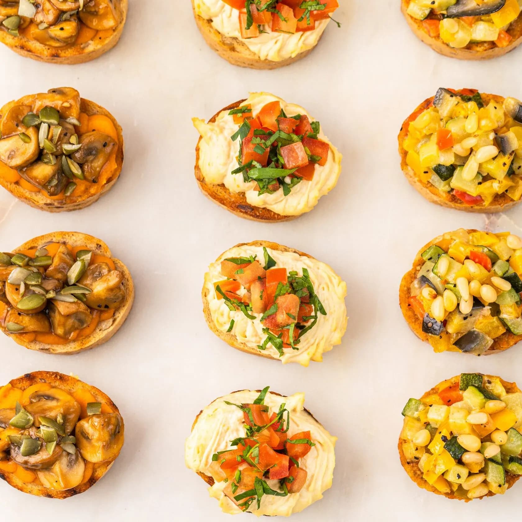 Сет вегетарианских брускетт №1