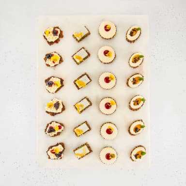 Сет канапе с благородными сырами