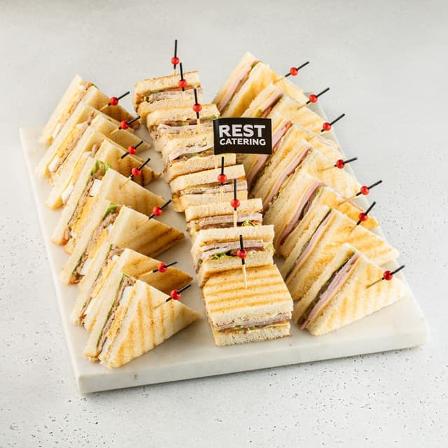 Сэндвич с тунцом