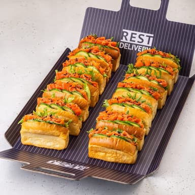 Мини хот-дог с лососем