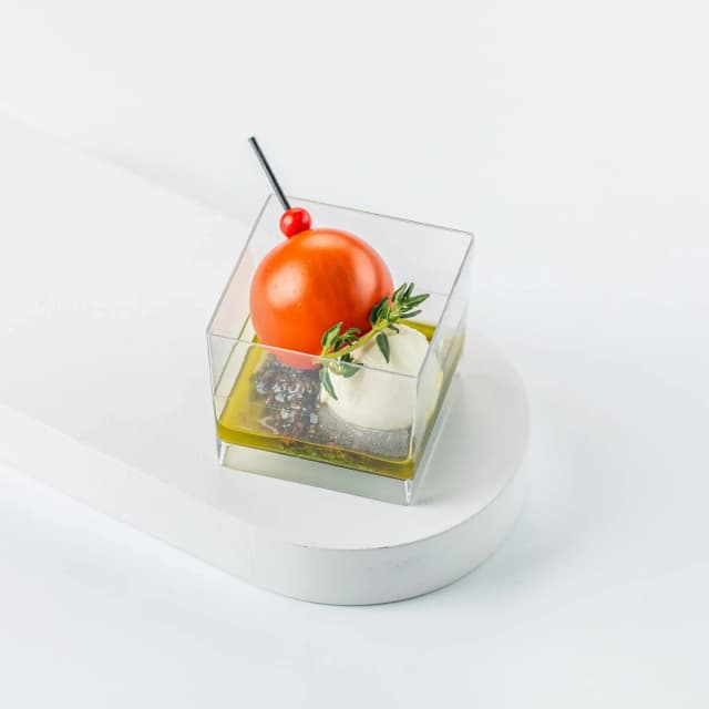 Томаты черри с мини-моцареллой