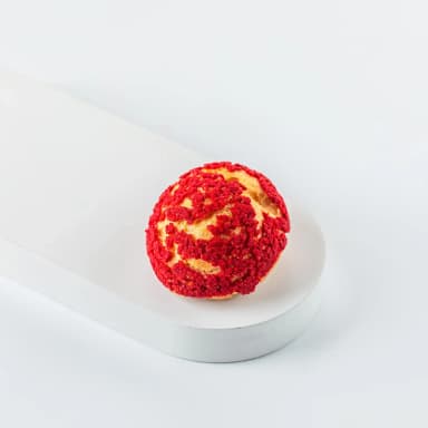 Пирожное Шу клубника