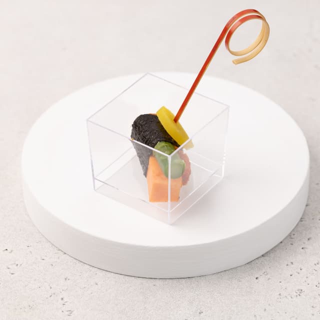 Спаржа с вялеными томатами в нори