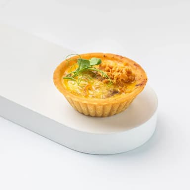 Мини-киш с курицей и белыми грибами