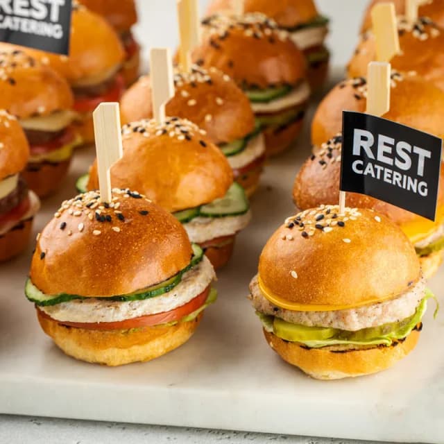 Classic mini burgers Classic mini burgers