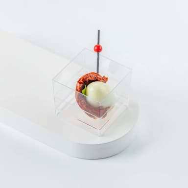 Вяленый томат с перепелиным яйцом