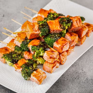 Лосось в соусе унаги с брокколи