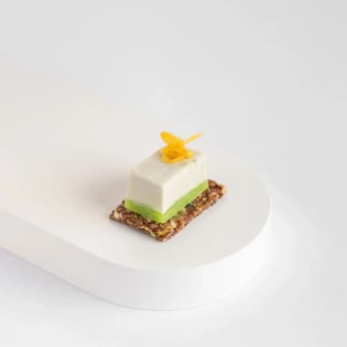 Пате из горгонзолы с зеленым яблоком