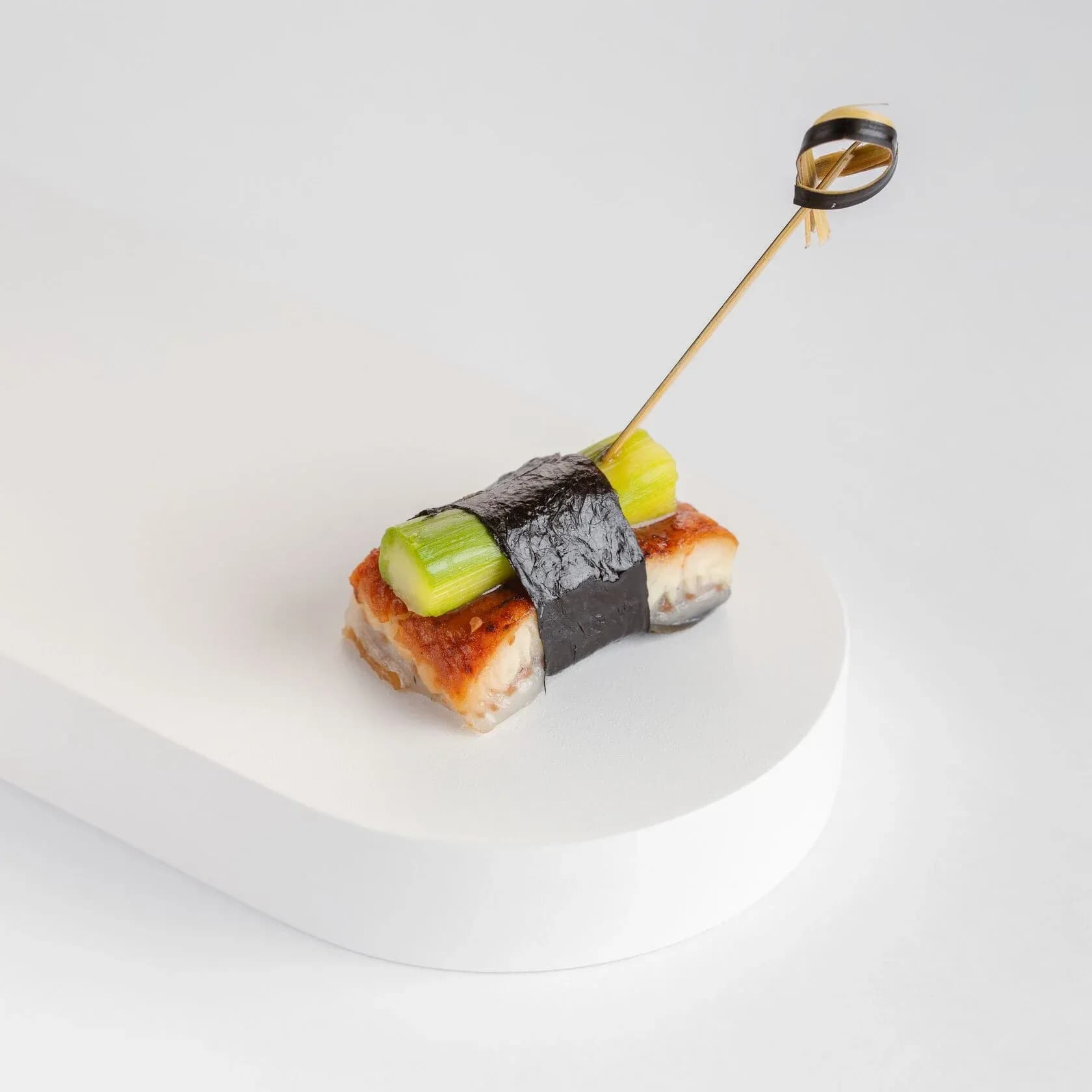 Жаренный угорь в соусе унаги