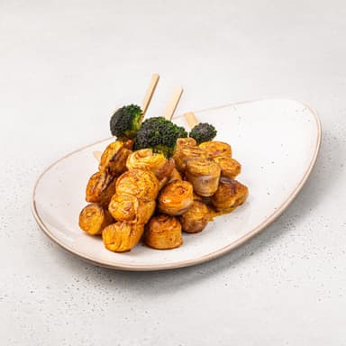 Куриный рулет в беконе с брокколи