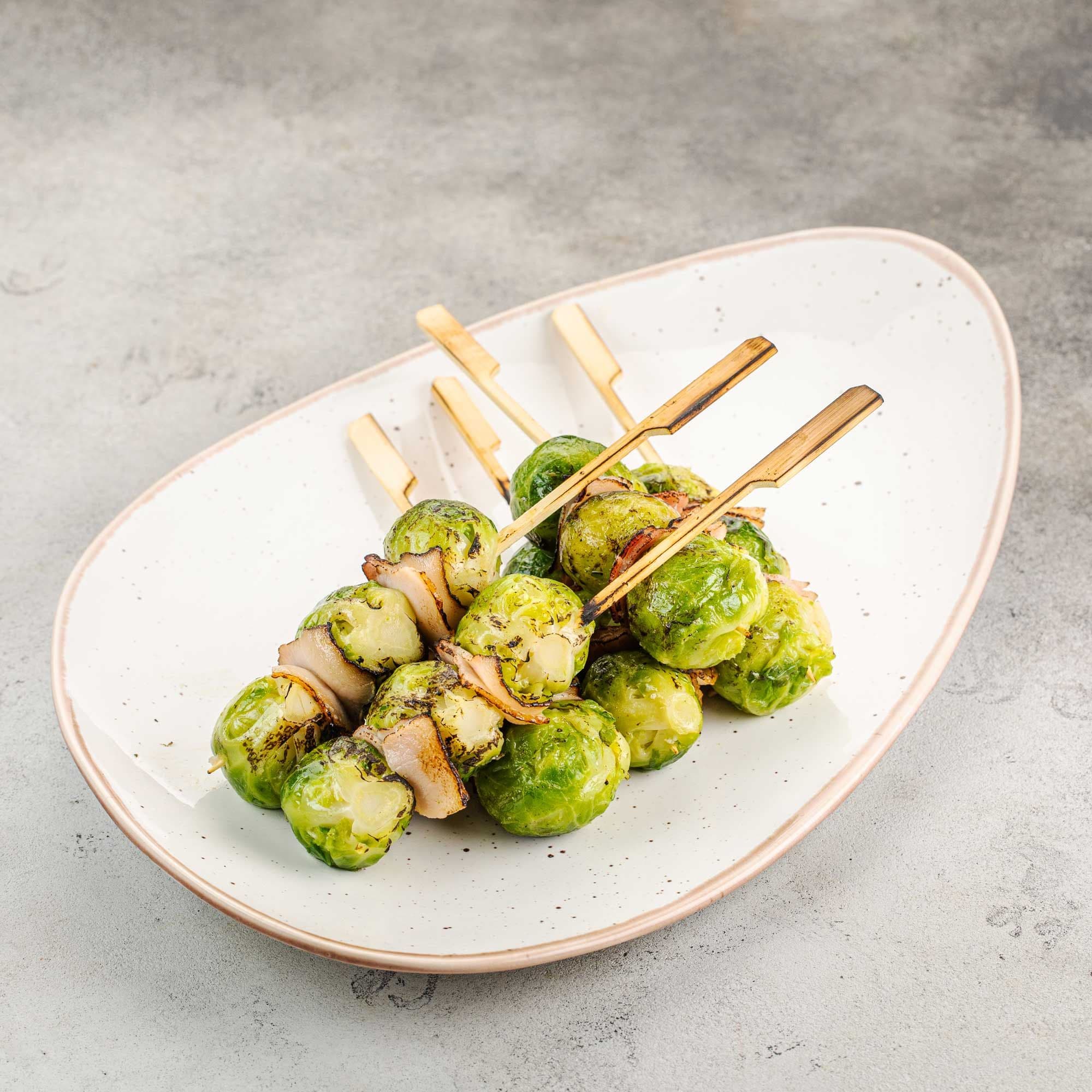 Брюссельская капуста с беконом