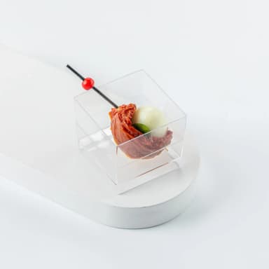 Вяленый томат с перепелиным яйцом