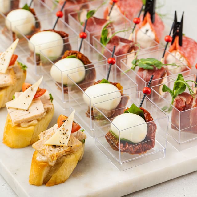 Сет итальянских закусок «Antipasti» Сет итальянских закусок «Antipasti»