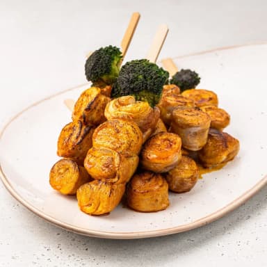 Куриный рулет в беконе с брокколи